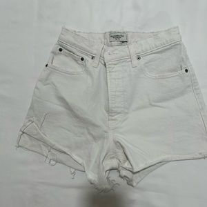 A&F Curve Love The 4” Mom Short High Rise Shorts